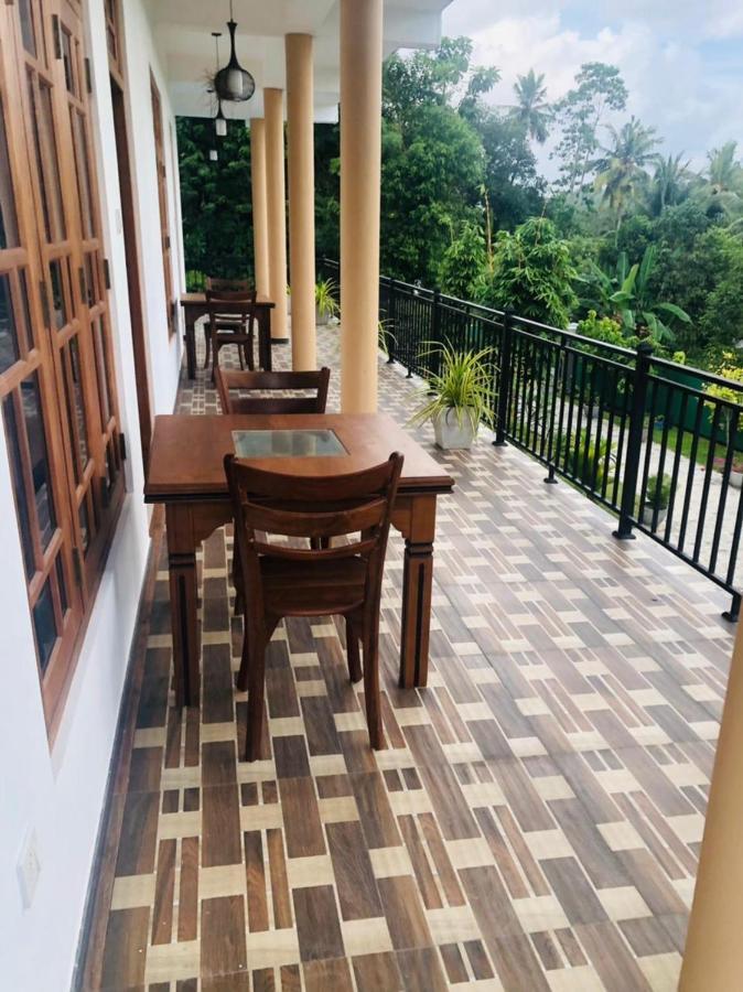 Paradise Hilltop Villa & Apartment กอลล์ ภายนอก รูปภาพ